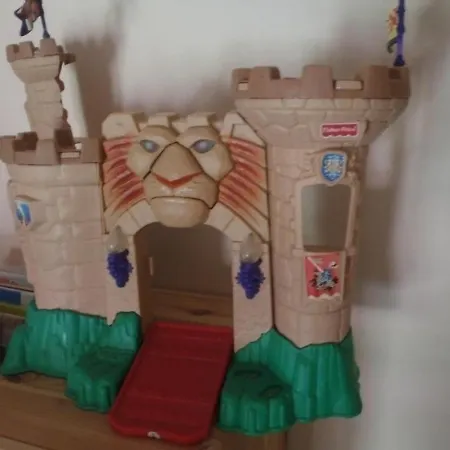 בית נופש House Le Roucatel *
